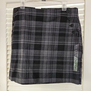 GAP short checkered skirt, NWT, size 14